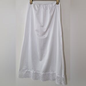 Vintage Sears Lace Trimmed Slip Skirt 60s 70s Size Medium 27/29 Waist Half Slip